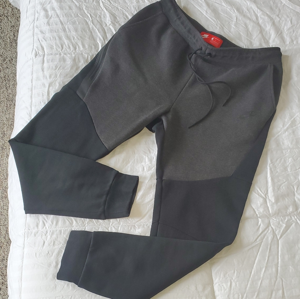 Nike Tech Fleece Jogger Pants - TWO TONE